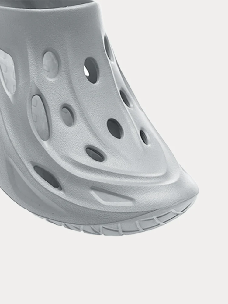 Modern Comfort Holey Sandals Slippers - Image 10
