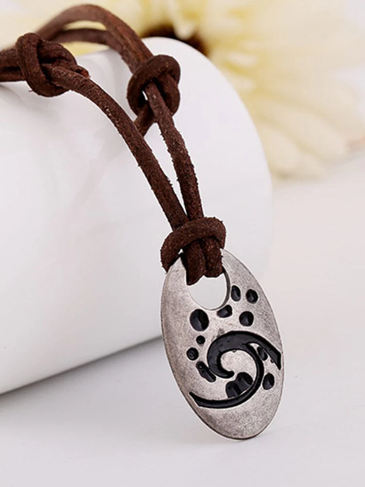 Tribal Swirl Pendant Necklace - Image 5