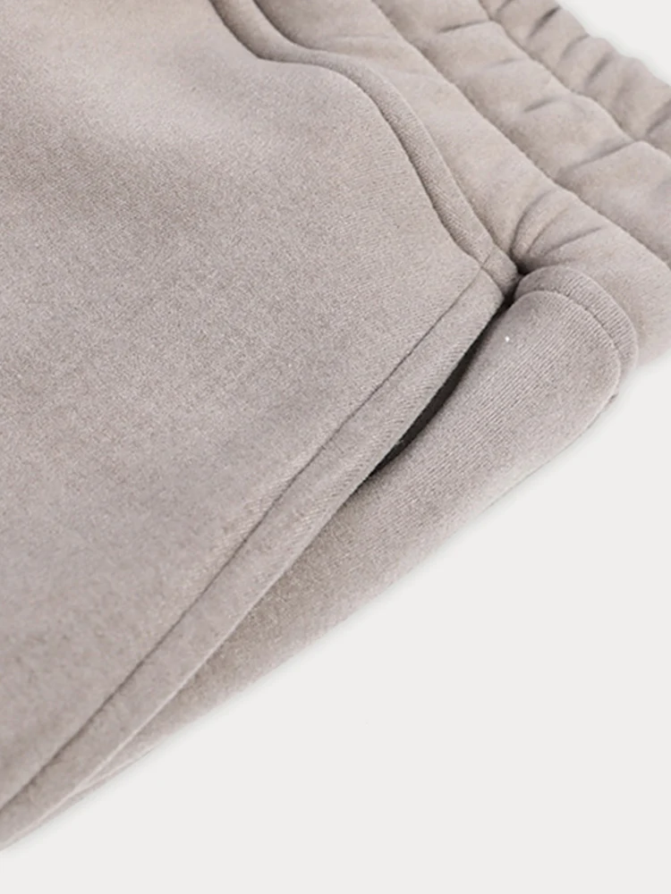 Versatile Detachable Pocket Cargo Pants - Image 8
